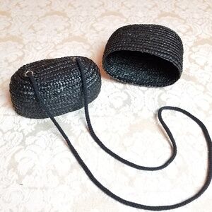 BLACK Rafia Capsule Purse